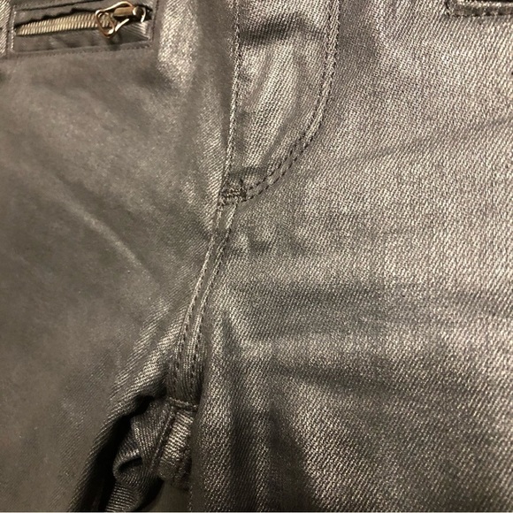 AG The Moto Legging Faux Leather Zipper Detail Women's 27R Black 8" Low Rise - Picture 10 of 10